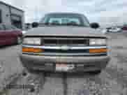 2000 Chevrolet S-10 с VIN 1GCCS1447YK104124, выставлен на аукционе Copart как лот 61206455 с пробегом 251 069 миль миль и Списание • Salvage title. История ставок и продаж доступна на DreamBid. Изображение 5.