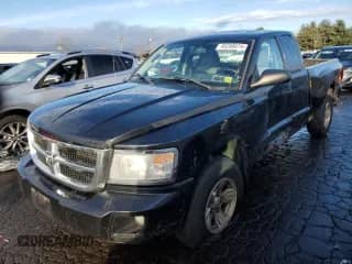 2011 Dodge Dakota with VIN 1D7RW2BK3BS602758, listed as a Copart auction lot 85288074 with 138,473 mi miles and Salvage title. Bid and sale history available at DreamBid. Image 1.
