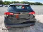 2021 Honda HR-V LX с VIN 3CZRU5H33MM702947, выставлен на аукционе Copart как лот 83814025 с пробегом 162 560 миль миль и На запчасти • Non repairable. История ставок и продаж доступна на DreamBid. Изображение 6.