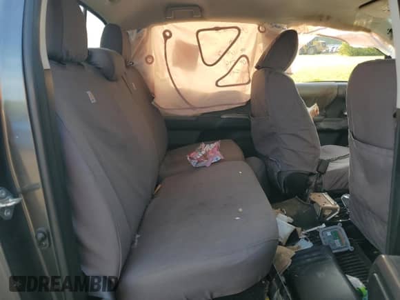 2020 Toyota Tacoma SR5 z VIN 3TMCZ5AN7LM291155, wystawiony jako Copart lot #67111255 z przebiegiem 106 969 mil mil oraz Szkoda całkowita • Salvage title. Historia ofert i sprzedaży dostępna na DreamBid. Obrazek 10.