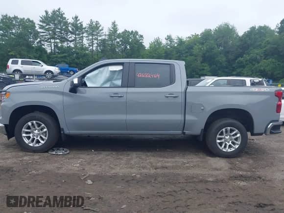 2024 Chevrolet Silverado 1500 LT with VIN 1GCPDKEK7RZ321311, listed as a IAAI auction lot 42622464 with 12,162 mi miles and . Bid and sale history available at DreamBid. Image 14.