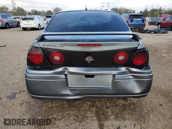 2005 Chevrolet Impala LS with VIN 2G1WH52K559272404, listed as a Copart auction lot 85717255 with 211,236 mi miles and Salvage title. Bid and sale history available at DreamBid. Image 6.