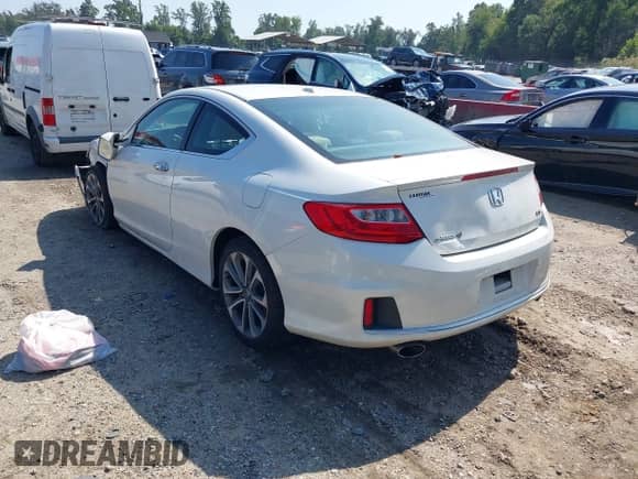 2015 Honda Accord EX-L z VIN 1HGCT2B8XFA006993, wystawiony jako IAAI lot #43245192 z przebiegiem 135 503 mil mil oraz . Historia ofert i sprzedaży dostępna na DreamBid. Obrazek 3.
