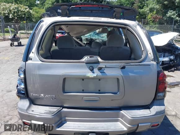 2006 Chevrolet TrailBlazer LT с VIN 1GNDT13S462266685, выставлен на аукционе IAAI как лот 42876121 с пробегом 165 702 миль миль и . История ставок и продаж доступна на DreamBid. Изображение 13.