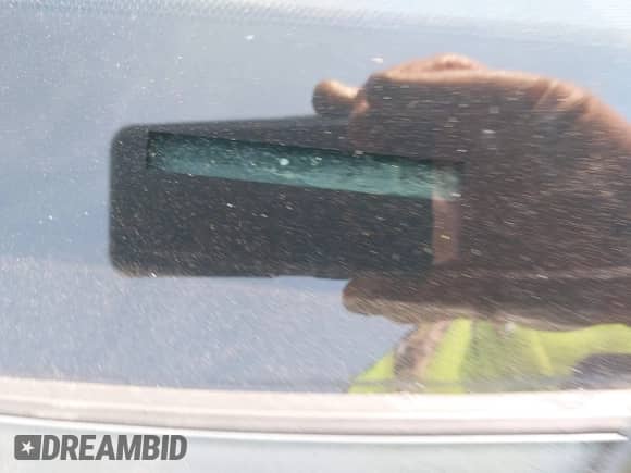 2012 Toyota Sienna XLE with VIN 5TDDK3DC6CS032969, listed as a IAAI auction lot 42423883 with 122,676 mi miles and . Bid and sale history available at DreamBid. Image 17.