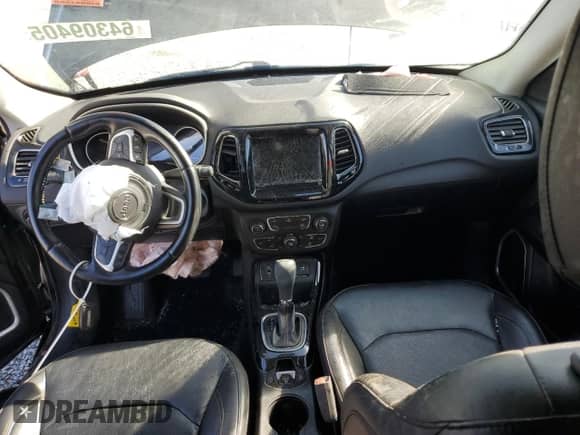 2021 Jeep Compass Limited z VIN 3C4NJCCB4MT505355, wystawiony jako Copart lot #64309405 z przebiegiem Nie podano mil oraz Szkoda całkowita • Salvage title. Historia ofert i sprzedaży dostępna na DreamBid. Obrazek 8.