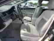 2013 Toyota Camry LE z VIN 4T1BD1FK0DU080437, wystawiony jako Copart lot #71326805 z przebiegiem 214 631 mil mil oraz Szkoda całkowita • Salvage title. Historia ofert i sprzedaży dostępna na DreamBid. Obrazek 7.