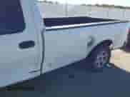 2002 Ford F-150 XL с VIN 1FTRF17212NA27698, выставлен на аукционе IAAI как лот 43449350 с пробегом 290 416 миль миль и . История ставок и продаж доступна на DreamBid. Изображение 6.