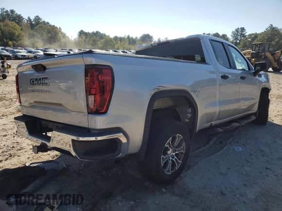 2019 GMC Sierra 1500 with VIN 1GTR9AEF8KZ361703, listed as a Copart auction lot 81617905 with 98,260 mi miles and Salvage title. Bid and sale history available at DreamBid. Image 3.
