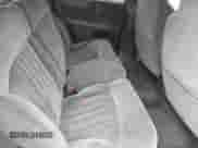 2000 Chevrolet Blazer LT z VIN 1GNDT13W9YK287456, wystawiony jako IAAI lot #42450504 z przebiegiem 139 649 mil mil oraz . Historia ofert i sprzedaży dostępna na DreamBid. Obrazek 8.