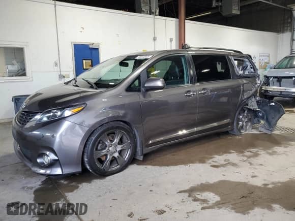 2017 Toyota Sienna SE with VIN 5TDXZ3DC7HS825200, listed as a Copart auction lot 70044905 with 221,114 mi miles and Salvage title. Bid and sale history available at DreamBid. Image 1.