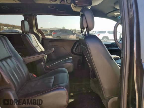 2016 Dodge Grand Caravan R/T with VIN 2C4RDGEG2GR265612, listed as a Copart auction lot 85538455 with 148,318 mi miles and Clean title. Bid and sale history available at DreamBid. Image 11.