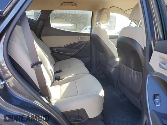 2017 Hyundai Santa Fe 2.4L с VIN 5XYZU3LB4HG499563, выставлен на аукционе Copart как лот 86324085 с пробегом 68 372 миль миль и Списание • Salvage title. История ставок и продаж доступна на DreamBid. Изображение 10.