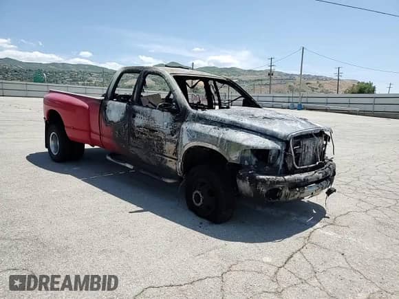2005 Dodge 3500 SLT with VIN 3D7MS48C65G747595, listed as a Copart auction lot 62194445 with 269,899 mi miles and Salvage title. Bid and sale history available at DreamBid. Image 13.