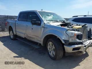 2020 Ford F-150 XL z VIN 1FTEW1E47LFB15282, wystawiony jako IAAI lot #42698706 z przebiegiem 70 911 mil mil oraz . Historia ofert i sprzedaży dostępna na DreamBid. Obrazek 1.