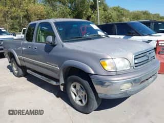 2002 Toyota Tundra Limited z VIN 5TBBT48192S263813, wystawiony jako IAAI lot #43491595 z przebiegiem 376 267 mil mil oraz . Historia ofert i sprzedaży dostępna na DreamBid. Obrazek 1.