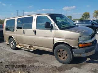2006 Chevrolet Express Cargo YF7 Upfitter z VIN 1GBFG15T861104483, wystawiony jako IAAI lot #43454831 z przebiegiem 146 301 mil mil oraz . Historia ofert i sprzedaży dostępna na DreamBid. Obrazek 1.