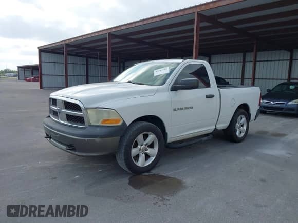 2011 Ram 1500 ST с VIN 3D7JV1EP5BG561820, выставлен на аукционе IAAI как лот 42045599 с пробегом 212 920 миль миль и . История ставок и продаж доступна на DreamBid. Изображение 2.