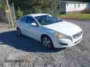 2012 Volvo S60 T5 с VIN YV1622FS8C2045697, выставлен на аукционе IAAI как лот 43489928 с пробегом 140 197 миль миль и . История ставок и продаж доступна на DreamBid. Изображение 1.