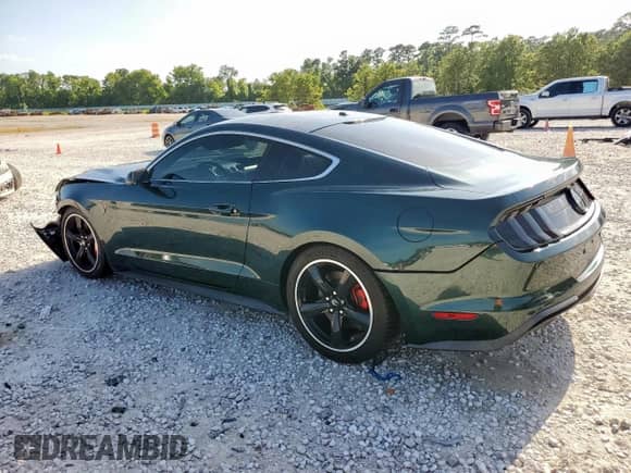 2019 Ford Mustang Bullitt z VIN 1FA6P8K09K5504611, wystawiony jako Copart lot #67043705 z przebiegiem 33 913 mil mil oraz Czysty tytuł • Clean title. Historia ofert i sprzedaży dostępna na DreamBid. Obrazek 2.