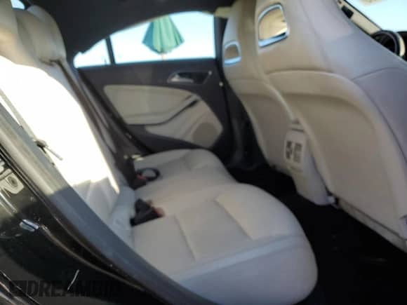 2014 Mercedes-Benz CLA 250 с VIN WDDSJ4EB2EN139599, выставлен на аукционе Copart как лот 85648435 с пробегом 93 275 миль миль и Списание • Salvage title. История ставок и продаж доступна на DreamBid. Изображение 10.