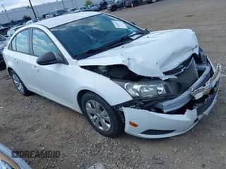 2014 Chevrolet Cruze LS with VIN 1G1PA5SG9E7189693, listed as a IAAI auction lot 43208517 with 70,991 mi miles and . Bid and sale history available at DreamBid. Image 1.
