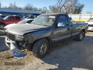 2000 Chevrolet Silverado 1500 LS with VIN 1GCEC14V7YE383586, listed as a Copart auction lot 50878265 with 276,248 mi miles and Salvage title. Bid and sale history available at DreamBid. Image 1.