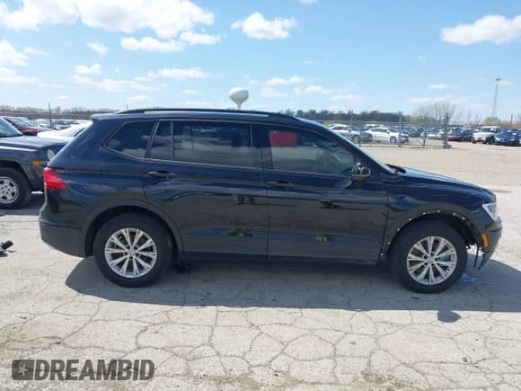 2019 Volkswagen Tiguan S с VIN 3VV0B7AX3KM119645, выставлен на аукционе IAAI как лот 41973924 с пробегом 100 914 миль миль и . История ставок и продаж доступна на DreamBid. Изображение 14.