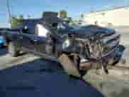 2015 Chevrolet Silverado 2500HD High Country z VIN 1GC1KXE82FF567628, wystawiony jako Copart lot #64982755 z przebiegiem Nie podano mil oraz Szkoda całkowita • Salvage title. Historia ofert i sprzedaży dostępna na DreamBid. Obrazek 4.