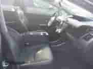 2014 Toyota Prius Two z VIN JTDZN3EU7E3360541, wystawiony jako IAAI lot #42697167 z przebiegiem 181 685 mil mil oraz . Historia ofert i sprzedaży dostępna na DreamBid. Obrazek 5.