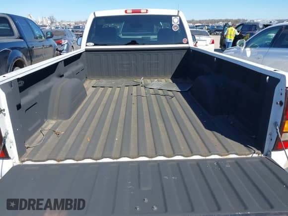 2005 GMC Sierra 1500 SLE with VIN 1GTEC14T85Z332987, listed as a IAAI auction lot 41678566 with 110,078 mi miles and . Bid and sale history available at DreamBid. Image 8.