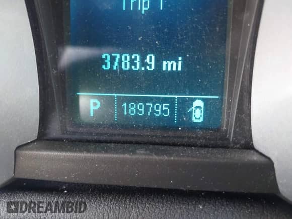 2010 Chevrolet Equinox 2LT z VIN 2CNFLNEY7A6229616, wystawiony jako IAAI lot #42550618 z przebiegiem 189 795 mil mil oraz . Historia ofert i sprzedaży dostępna na DreamBid. Obrazek 16.