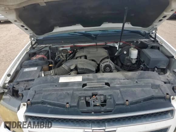2008 Chevrolet Suburban LTZ z VIN 3GNFC16088G147809, wystawiony jako Copart lot #64783665 z przebiegiem 337 273 mil mil oraz Szkoda całkowita • Salvage title. Historia ofert i sprzedaży dostępna na DreamBid. Obrazek 12.