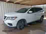 2017 Nissan Pathfinder SV with VIN 5N1DR2MN5HC908846, listed as a Copart auction lot 84612735 with 119,687 mi miles and Clean title. Bid and sale history available at DreamBid. Image 1.