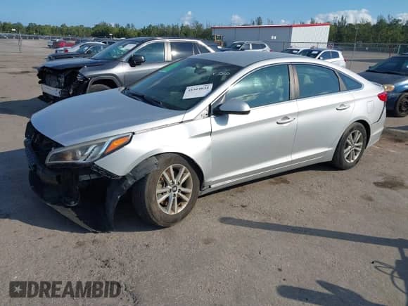 2017 Hyundai Sonata SE с VIN 5NPE24AF9HH493850, выставлен на аукционе IAAI как лот 41504034 с пробегом 97 344 миль миль и . История ставок и продаж доступна на DreamBid. Изображение 2.