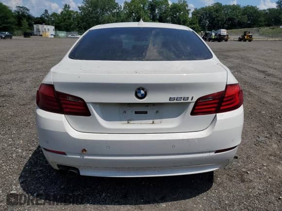 2012 BMW 5 Series 528i xDrive с VIN WBAXH5C55CDW10725, выставлен на аукционе Copart как лот 65223455 с пробегом 143 849 миль миль и Чистый • Clean title. История ставок и продаж доступна на DreamBid. Изображение 6.