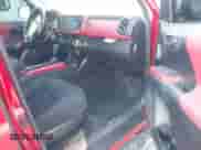 2020 Toyota Tacoma SR5 z VIN 3TMBZ5DN1LM024276, wystawiony jako IAAI lot #41454565 z przebiegiem 76 461 mil mil oraz . Historia ofert i sprzedaży dostępna na DreamBid. Obrazek 5.