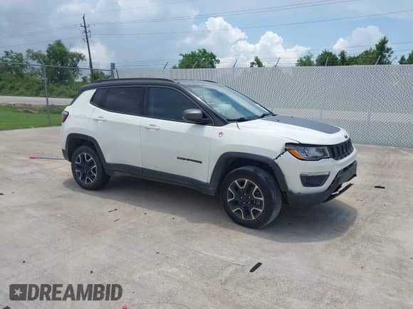 2021 Jeep Compass Trailhawk z VIN 3C4NJDDB3MT520448, wystawiony jako IAAI lot #42675404 z przebiegiem 84 376 mil mil oraz . Historia ofert i sprzedaży dostępna na DreamBid. Obrazek 1.