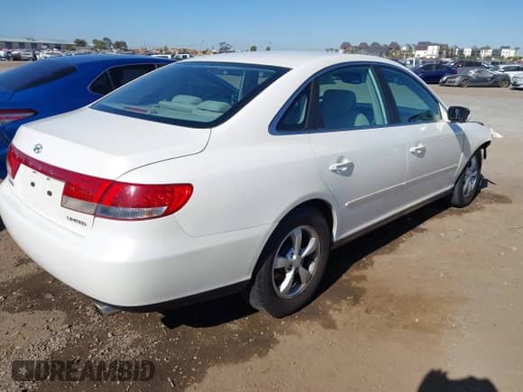 2006 Hyundai Azera SE с VIN KMHFC46F16A070674, выставлен на аукционе IAAI как лот 40916101 с пробегом 160 167 миль миль и . История ставок и продаж доступна на DreamBid. Изображение 4.