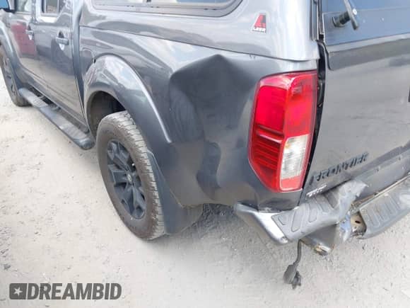 2020 Nissan Frontier Pro-4X z VIN 1N6ED0EB3LN724872, wystawiony jako IAAI lot #42711722 z przebiegiem 54 840 mil mil oraz . Historia ofert i sprzedaży dostępna na DreamBid. Obrazek 6.