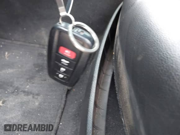 2021 Toyota Camry SE Nightshade z VIN 4T1T11AK9MU430894, wystawiony jako IAAI lot #43127250 z przebiegiem 80 059 mil mil oraz . Historia ofert i sprzedaży dostępna na DreamBid. Obrazek 11.