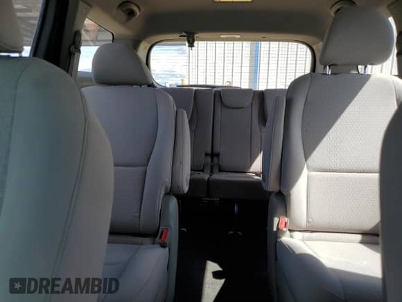 2017 Kia Sedona L with VIN KNDMA5C18H6304492, listed as a Copart auction lot 85680795 with 71,009 mi miles and Salvage title. Bid and sale history available at DreamBid. Image 10.
