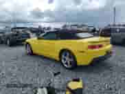 2015 Chevrolet Camaro LT z VIN 2G1FD3D3XF9148300, wystawiony jako Copart lot #80341425 z przebiegiem 113 477 mil mil oraz Czysty tytuł • Clean title. Historia ofert i sprzedaży dostępna na DreamBid. Obrazek 2.