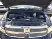 2018 Ram 1500 Big Horn z VIN 1C6RR6LT1JS132672, wystawiony jako IAAI lot #43161381 z przebiegiem 136 924 mil mil oraz . Historia ofert i sprzedaży dostępna na DreamBid. Obrazek 10.