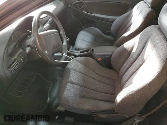 1999 Chevrolet Cavalier с VIN 1G1JC1248X7109737, выставлен на аукционе Copart как лот 48751085 с пробегом 67 059 миль миль и Чистый • Clean title. История ставок и продаж доступна на DreamBid. Изображение 7.