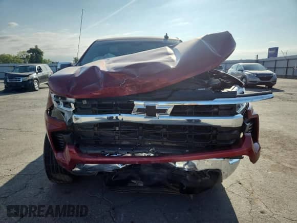 2022 Chevrolet Silverado 1500 LT with VIN 3GCPDDEK6NG562816, listed as a Copart auction lot 80027455 with 49,136 mi miles and Salvage title. Bid and sale history available at DreamBid. Image 5.