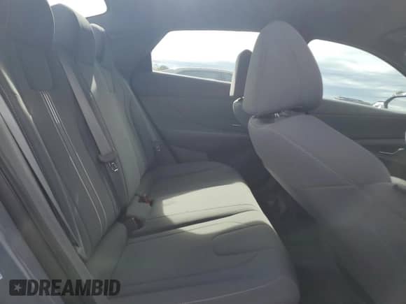 2023 Hyundai Elantra SEL z VIN KMHLS4AG0PU441751, wystawiony jako Copart lot #85845995 z przebiegiem 45 632 mil mil oraz Szkoda całkowita • Salvage title. Historia ofert i sprzedaży dostępna na DreamBid. Obrazek 10.