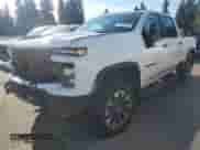 2024 Chevrolet Silverado 2500HD Custom с VIN 2GC4YME73R1116141, выставлен на аукционе Copart как лот 70229535 с пробегом 38 519 миль миль и Списание • Salvage title. История ставок и продаж доступна на DreamBid. Изображение 1.