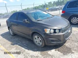2016 Chevrolet Sonic LT с VIN 1G1JC5SH0G4135132, выставлен на аукционе IAAI как лот 42570664 с пробегом 183 388 миль миль и . История ставок и продаж доступна на DreamBid. Изображение 1.