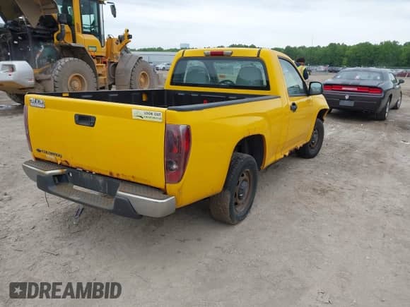 2007 Chevrolet Colorado LS z VIN 1GCCS149578195871, wystawiony jako IAAI lot #42301975 z przebiegiem 267 897 mil mil oraz . Historia ofert i sprzedaży dostępna na DreamBid. Obrazek 4.